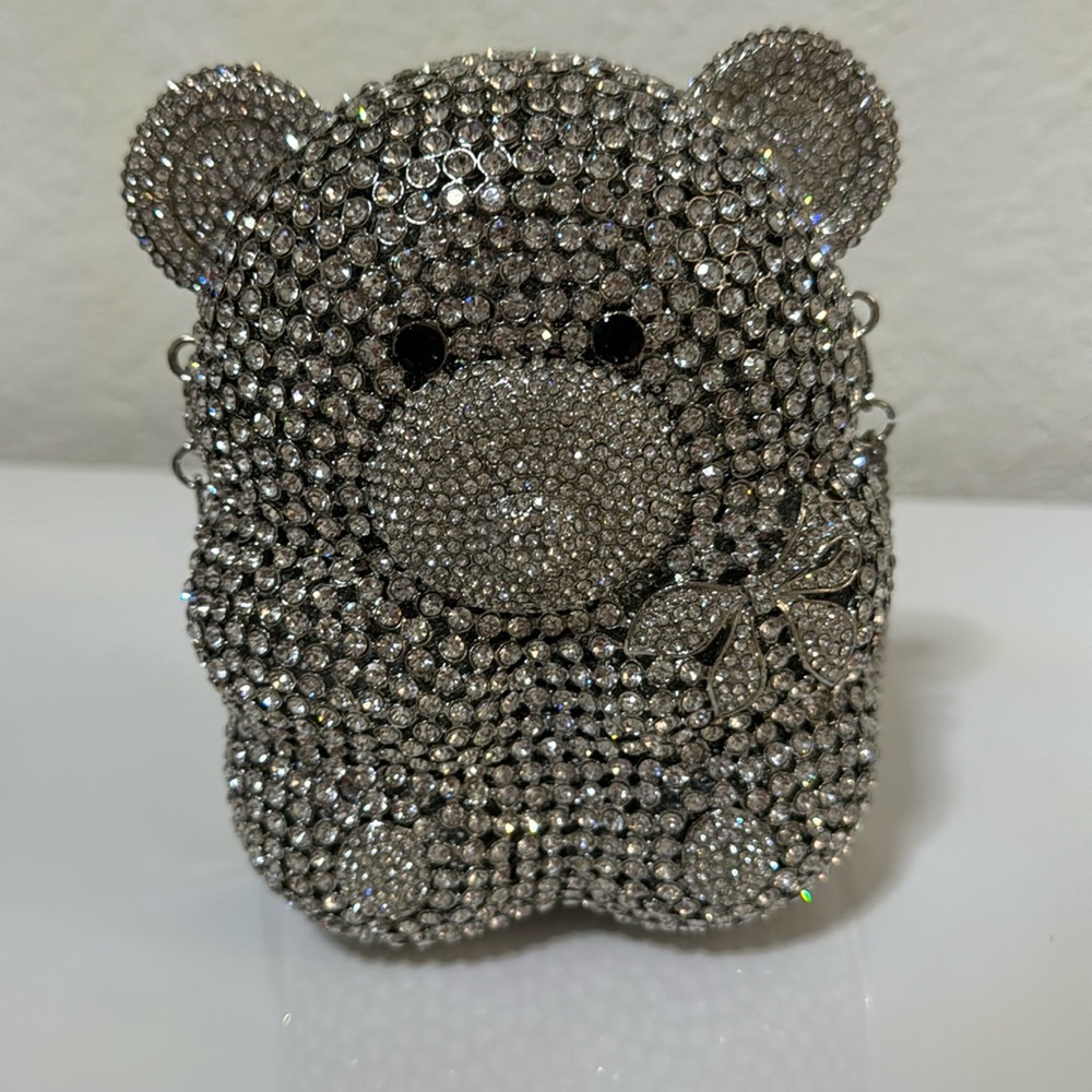 Rhinestone purs